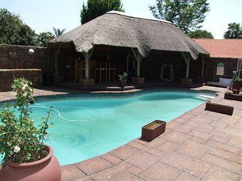Kempton Park Country Lodge Johannesburg Exterior photo